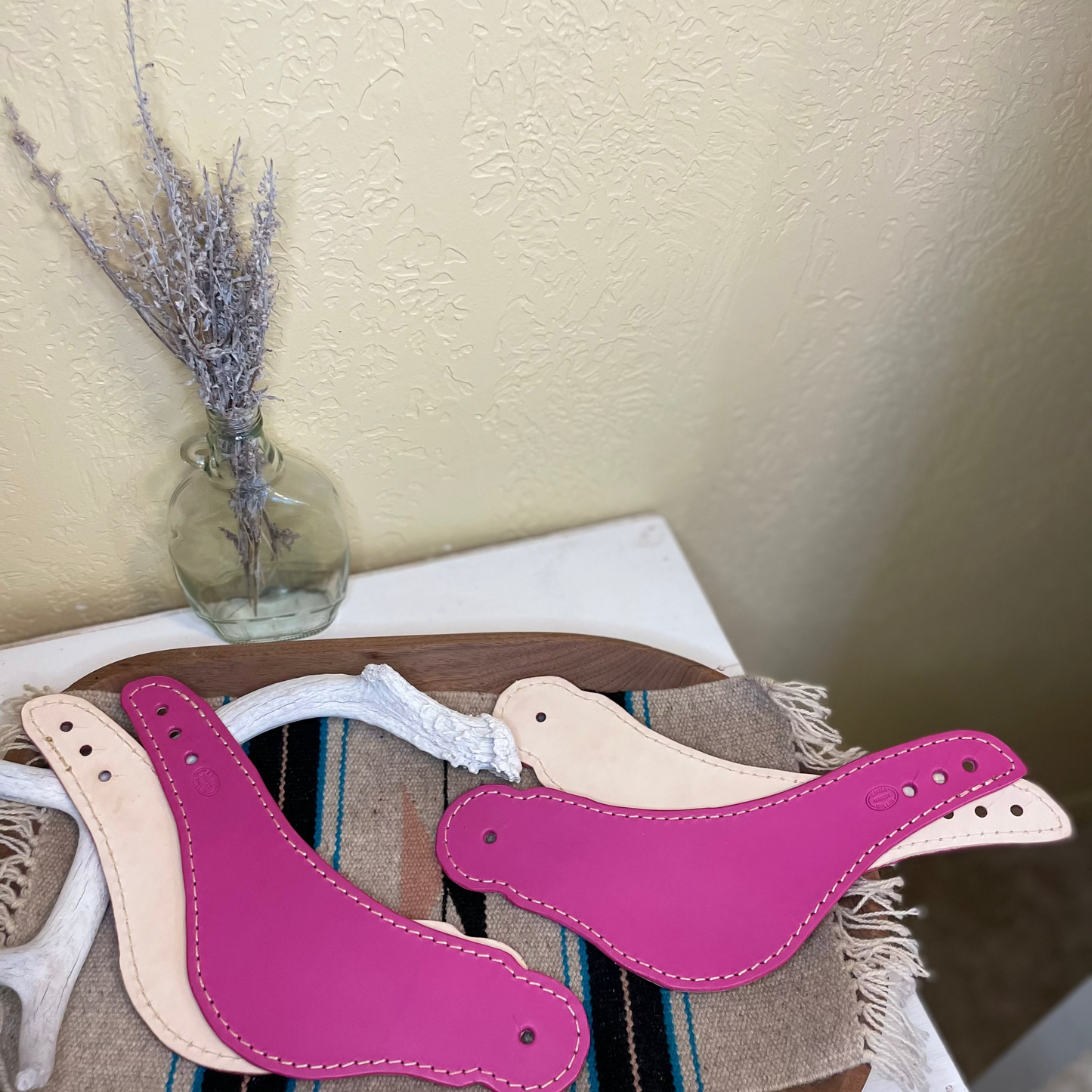 Fuschia Dove Wing Spur Straps